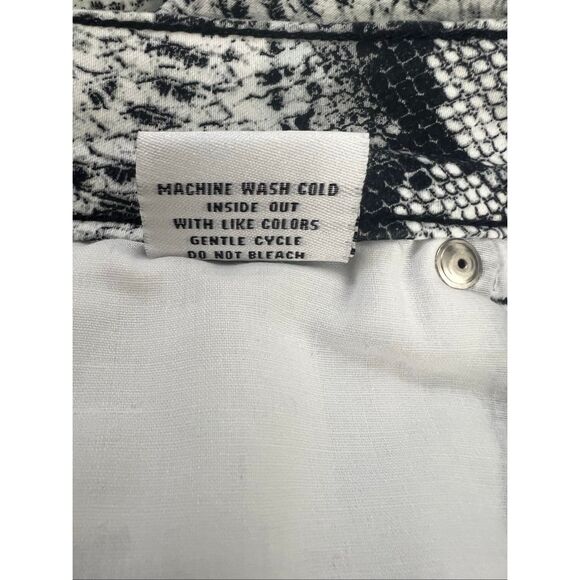 Tinseltown Junior Grey Snake Print 5-Pocket Stretch Slim Leg Jean Size 7 Zipper - Picture 11 of 12